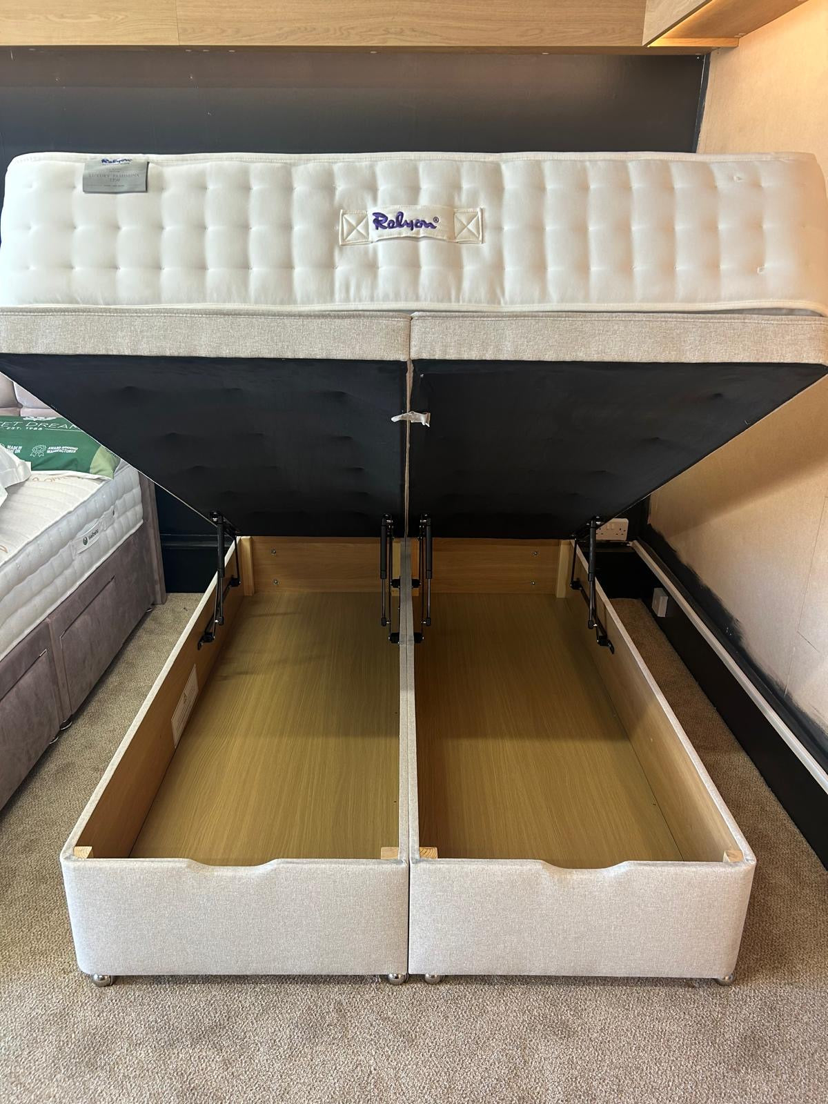 Ex-Display Relyon Luxury Pashmina 2350 Double End Lift Ottoman Divan Set and Headboard