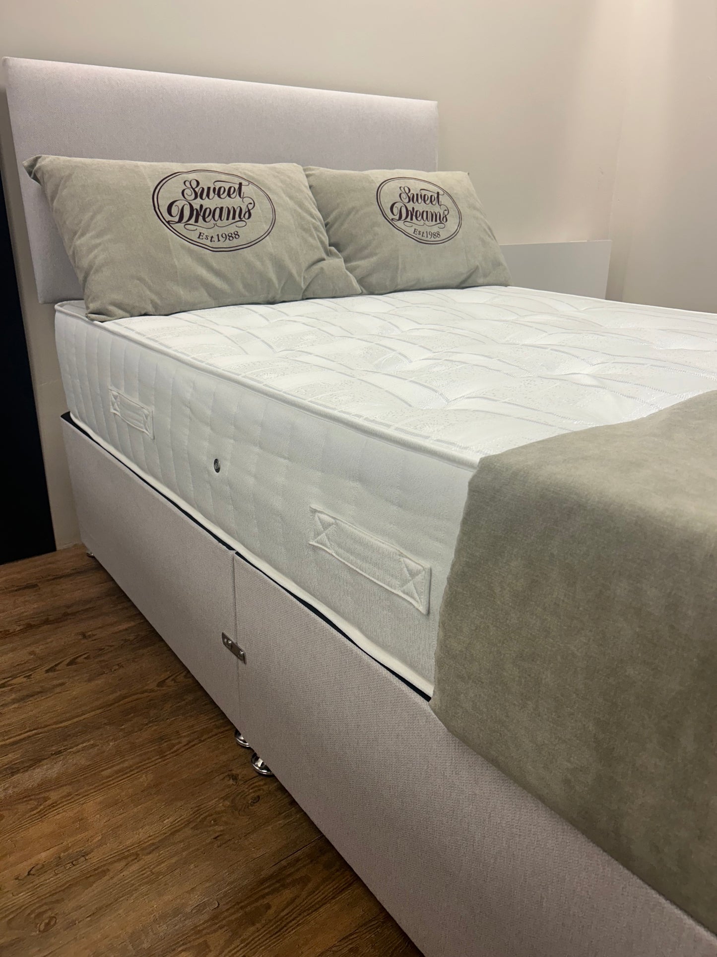 Ex-Display Sweet Dreams Small Double Indiana Ortho Mattress and Romantica Base and Headboard