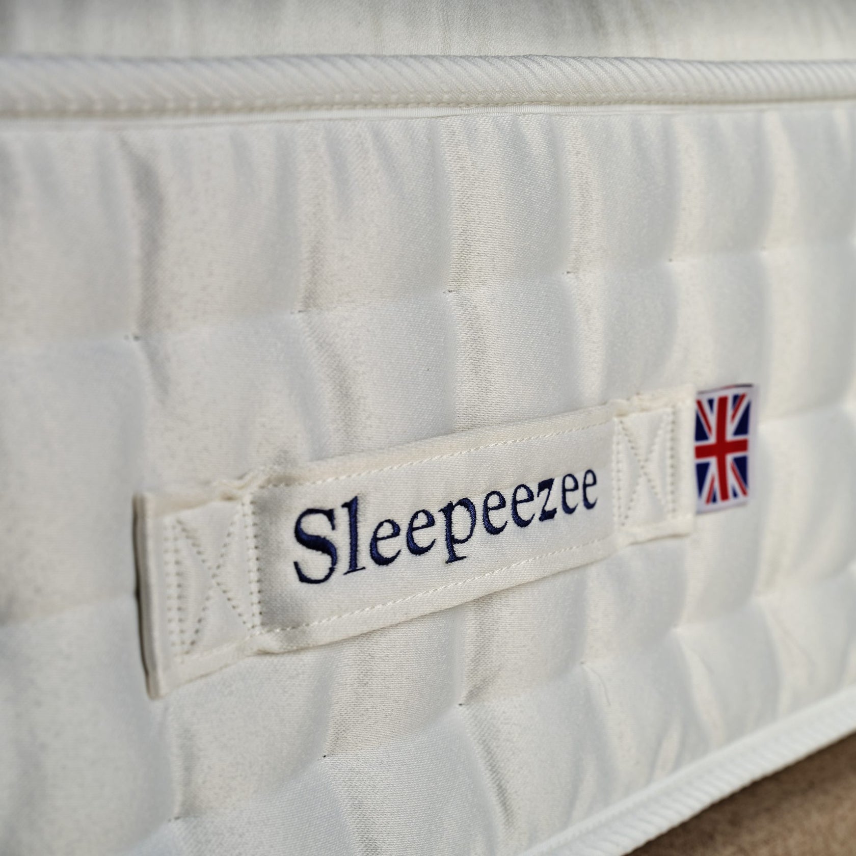 Sleepeezee Wool Luxe 2800 mattress