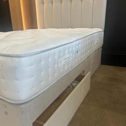 Ex-Display Double Relyon Sampford Natural 1000 Divan Set with 2 drawers and Taylor Headboard