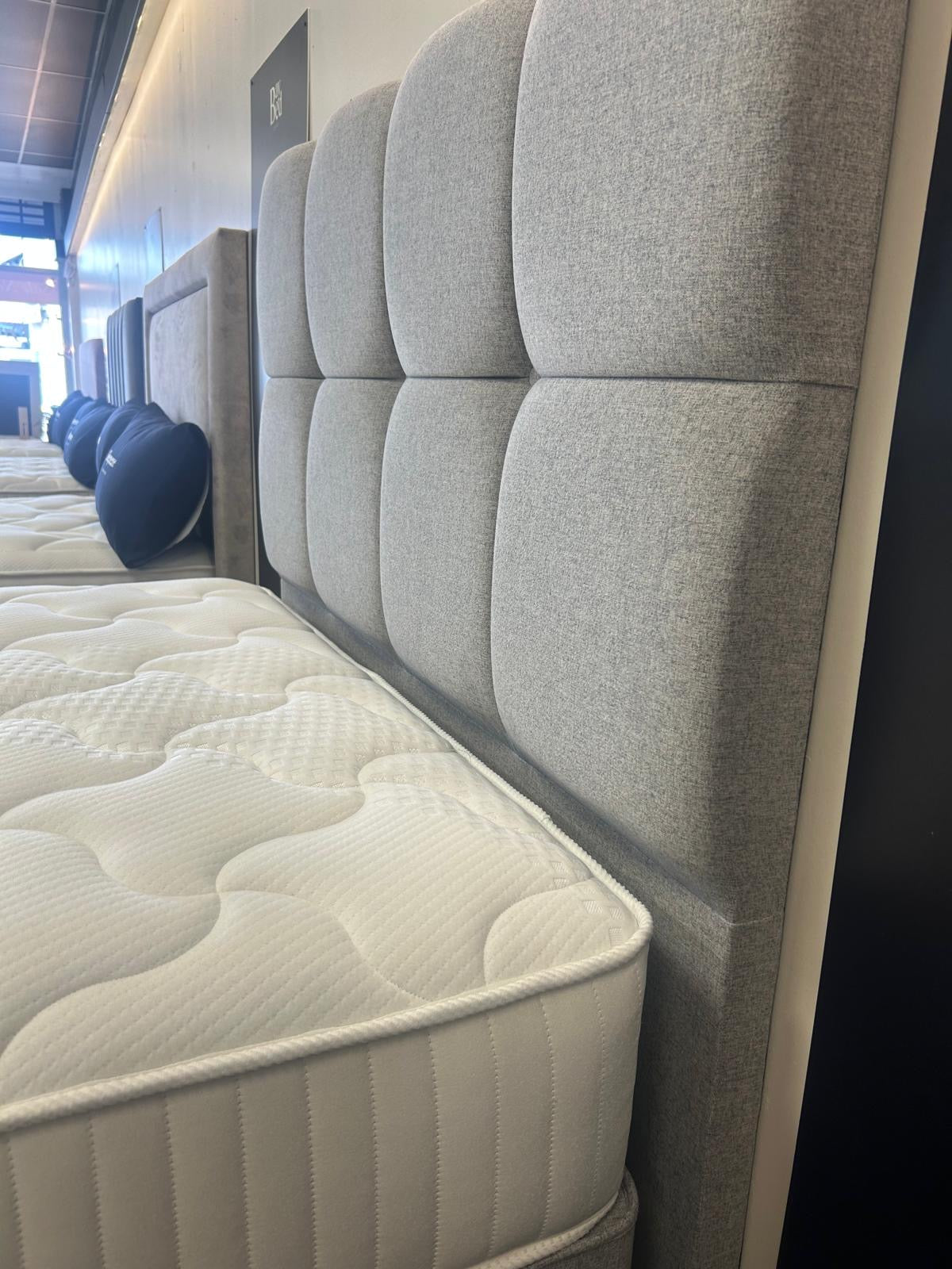 Ex-Display Sleepeezee Double iMemory800 Side Lift Ottoman Divan Set With Floor Standing Headboard